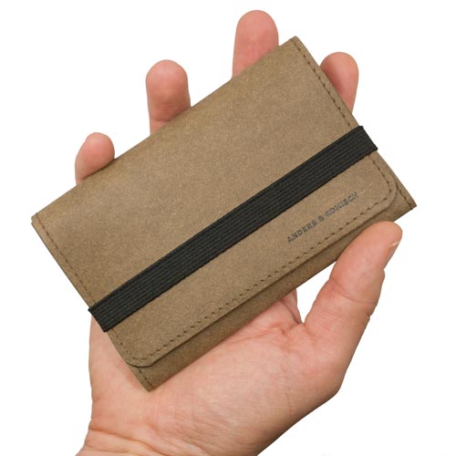 Kompaktes mittelgroßes Portemonnaie für Autopapiere