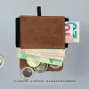 Kleines Portemonnaie für Karten, Scheine und Kleingeld aus Leder.