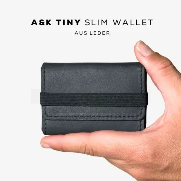 Slim wallet leather in black for men